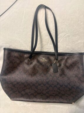 Coach Tote